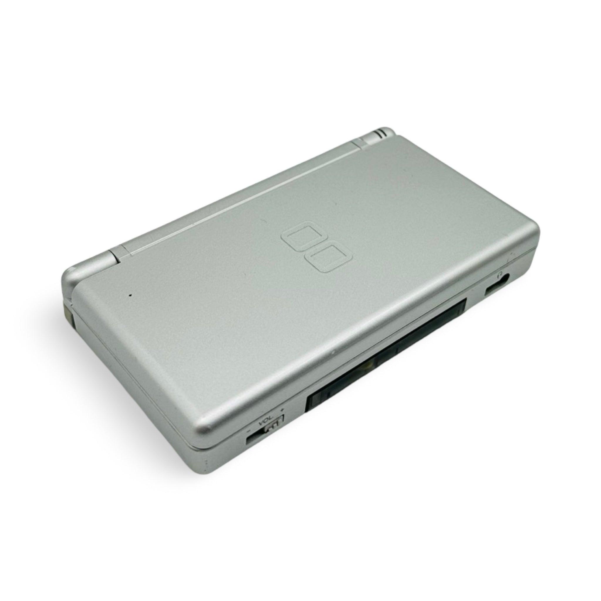 Nintendo DS Lite Håndholdt Konsoll - Metallic Silver - RetroGaming.no